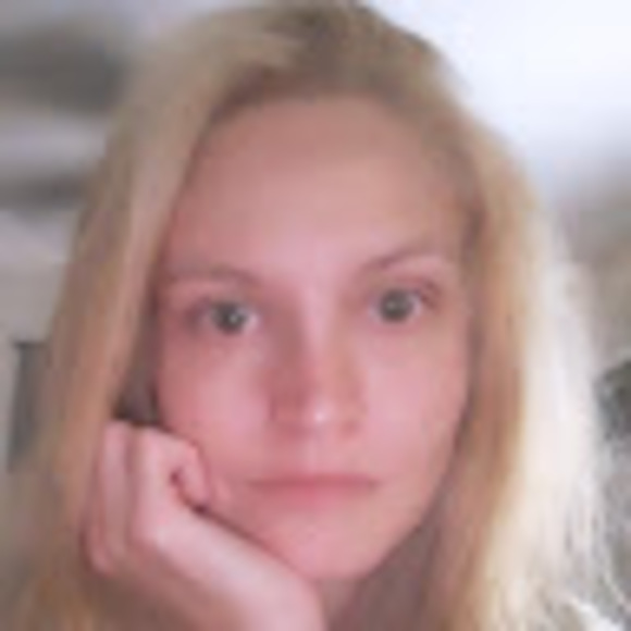 Meet your Posher, Sara - Picture 1 of 1